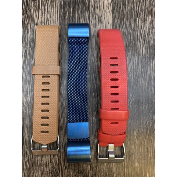 Fitbit Charge Black with 3 Extra Bands Working - Picture 3 of 8